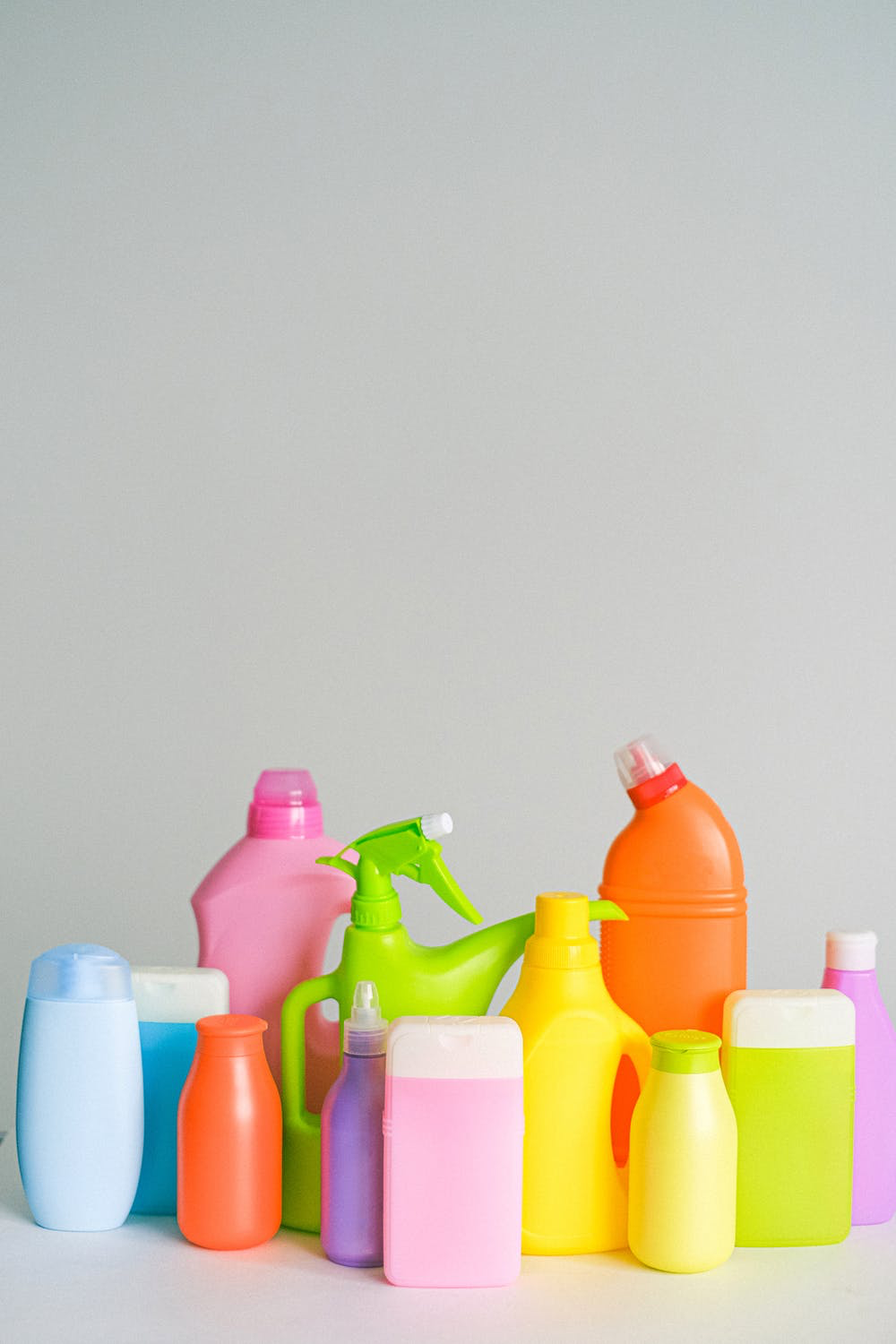 bottles-of-chemical-products-for-cleaning
