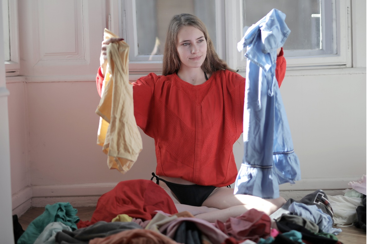 Sorting Clothes before Washing Wastes Time